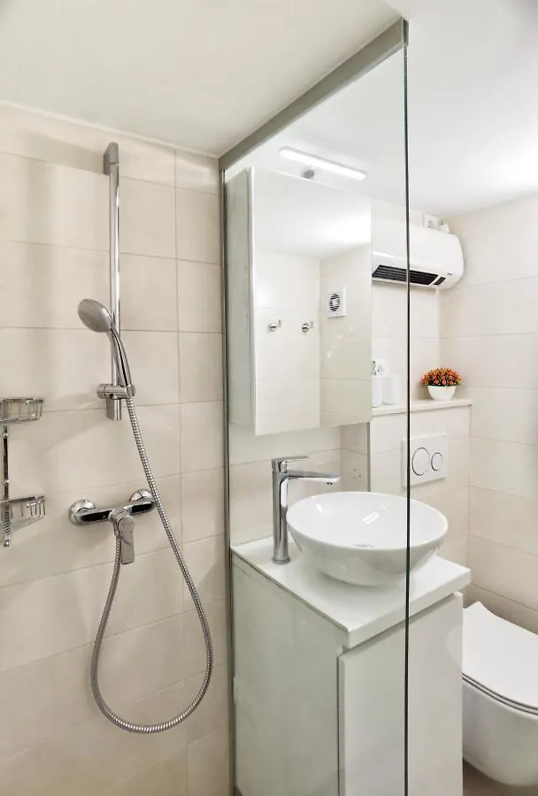 Missia - Cosy In Perfect Location Apartment Split 0*,